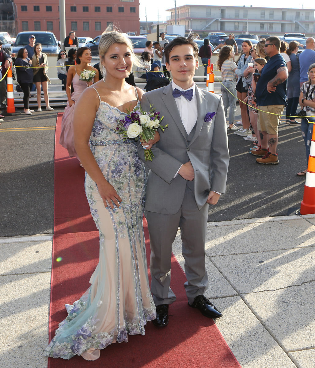 051819_gal_middletwp143.JPG